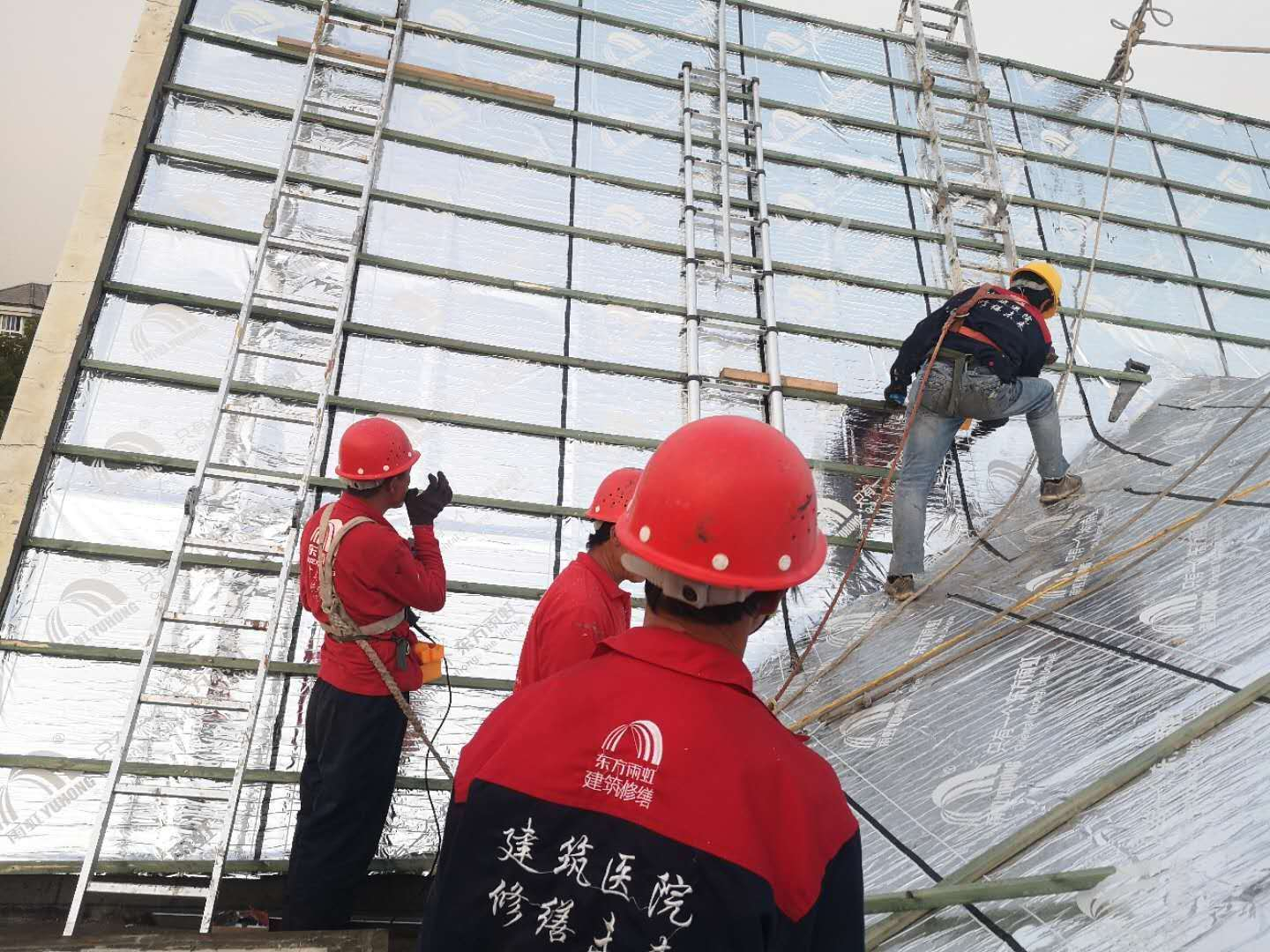 匠德防水：屋面防水补漏的错误操作及正确施工你知道吗？